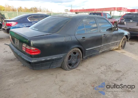 2001 Mercedes-Benz E 430 z USA, uszkodzony, nr VIN WDBJF70J51B218380